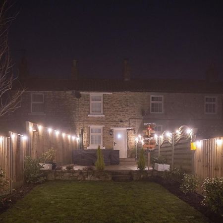 Finest Retreats - Bumblebee Cottage Pickering Extérieur photo