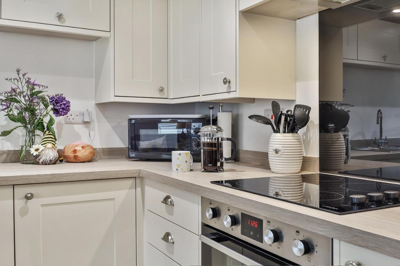 Finest Retreats - Bumblebee Cottage Pickering Extérieur photo