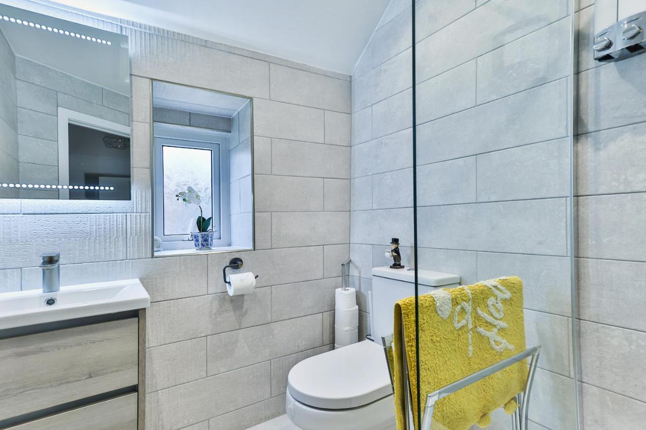 Finest Retreats - Bumblebee Cottage Pickering Extérieur photo